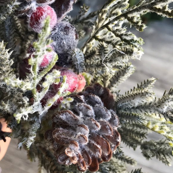 Ashland Christmas Artificial Frosted Bush - Picture 9 of 9